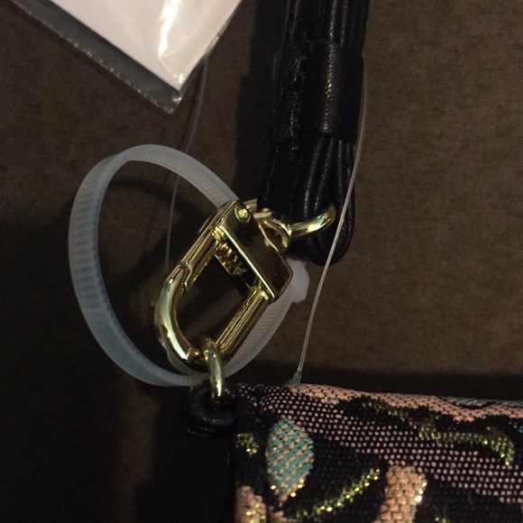 Gorgeous floral bevening  clutch - Picture 7 of 7